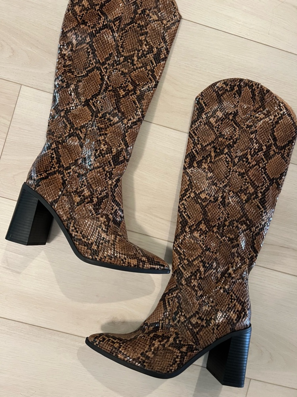 The Drop 🔥🔥Brown Snake-Print Mid-Calf Block Heel 🚨 HALF OFF SALE ENDS MONDAY - Picture 3 of 6